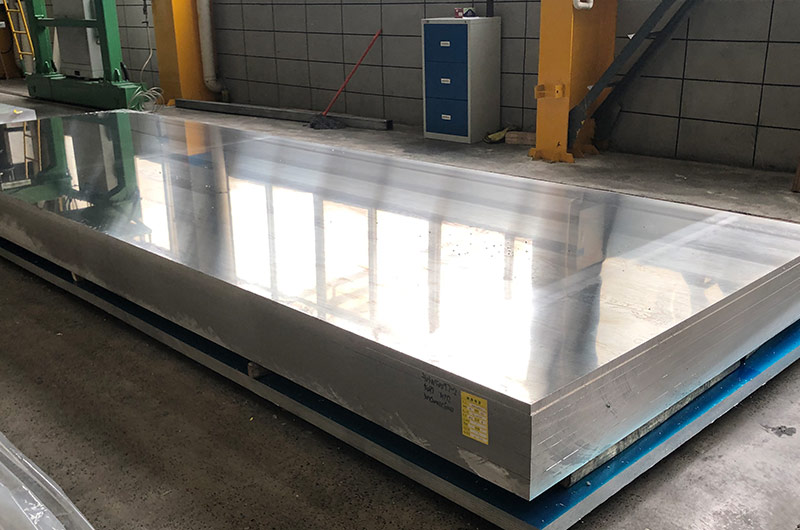 河南明泰鋁業(yè)模具鋁板原材料5052鋁板、6061鋁板